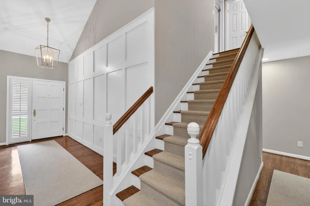 6 NEARFIELD ROAD Lutherville Timonium, MD 21093
