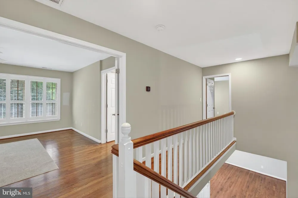 6 NEARFIELD ROAD Lutherville Timonium, MD 21093