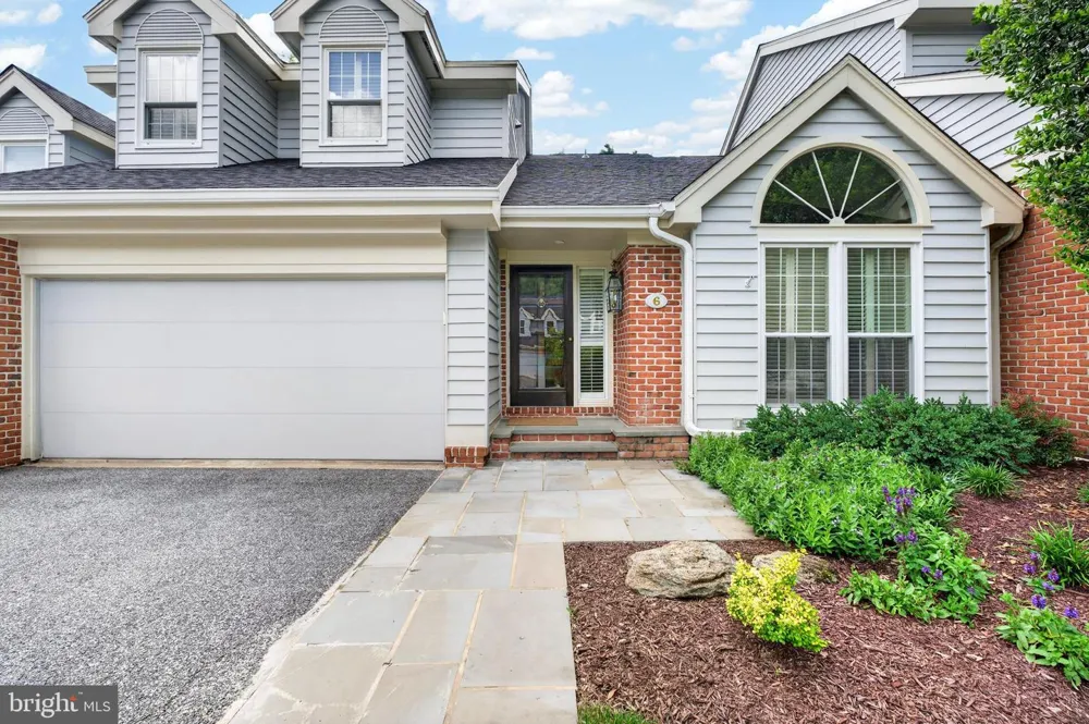 6 NEARFIELD ROAD Lutherville Timonium, MD 21093