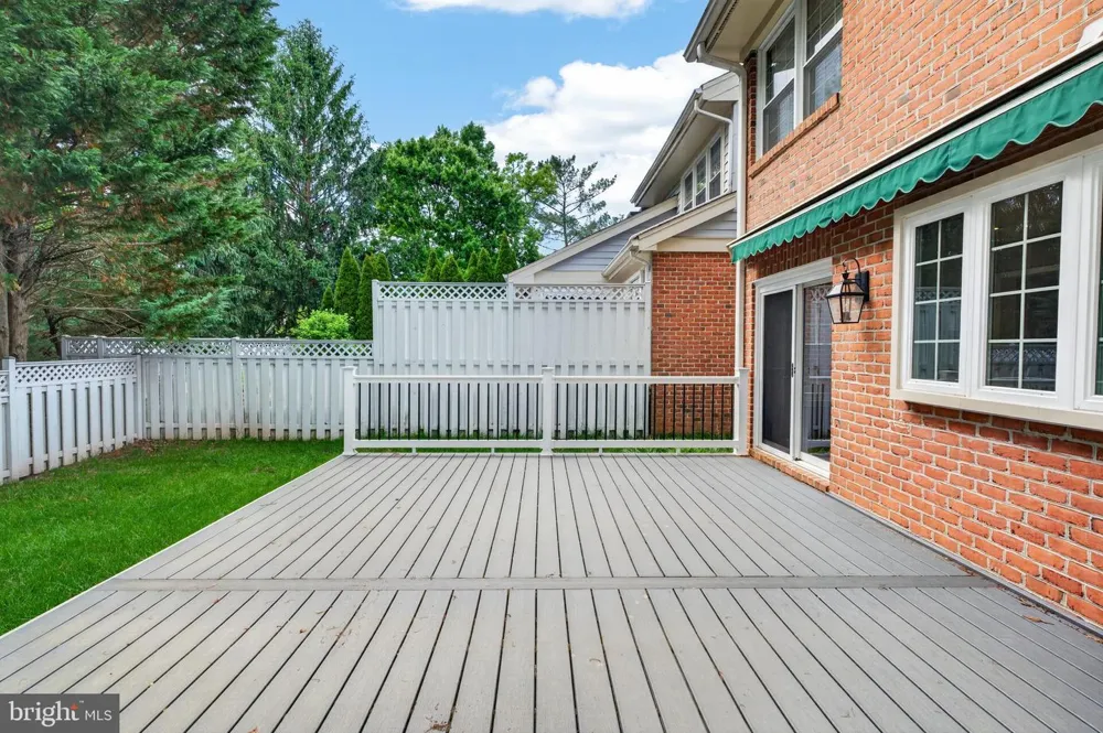 6 NEARFIELD ROAD Lutherville Timonium, MD 21093