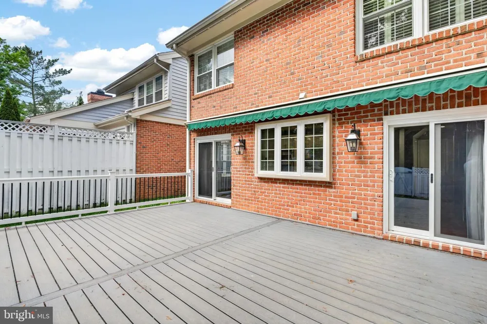6 NEARFIELD ROAD Lutherville Timonium, MD 21093