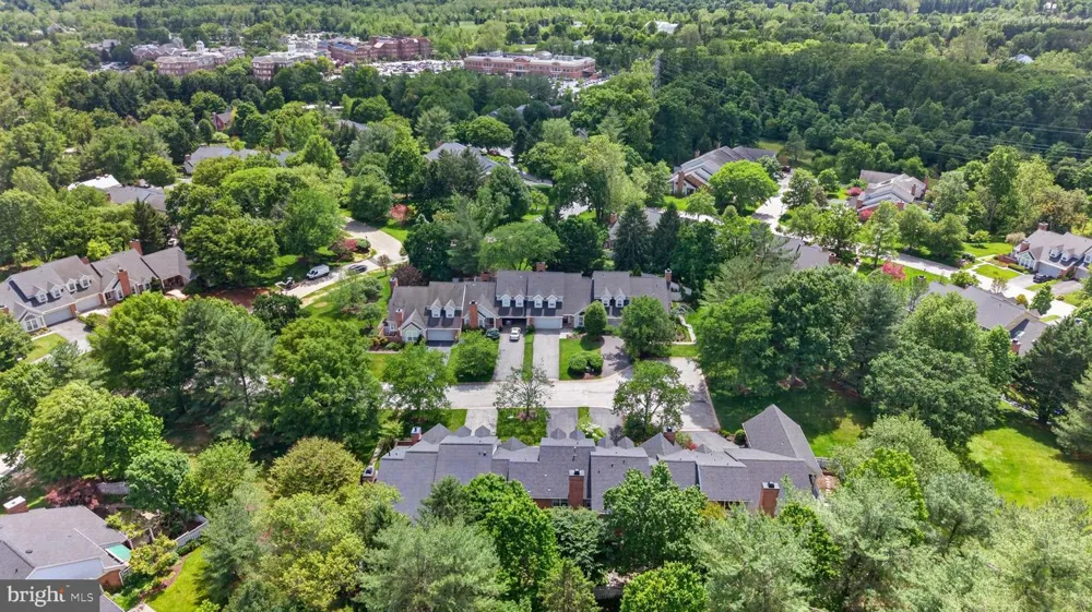 6 NEARFIELD ROAD Lutherville Timonium, MD 21093