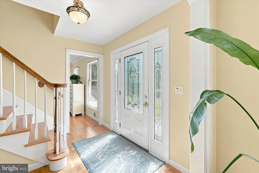 264 BEACHVIEW AVENUE Manahawkin, NJ 08050