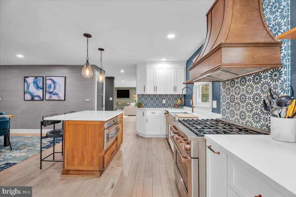 430 HIALEAH DRIVE Cherry Hill, NJ 08002