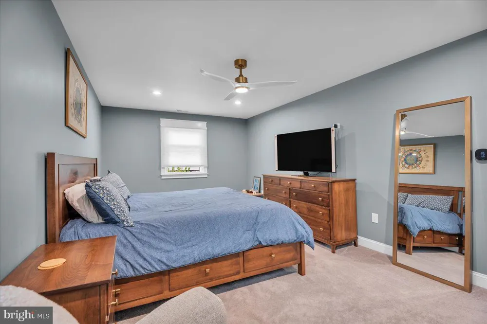 430 HIALEAH DRIVE Cherry Hill, NJ 08002