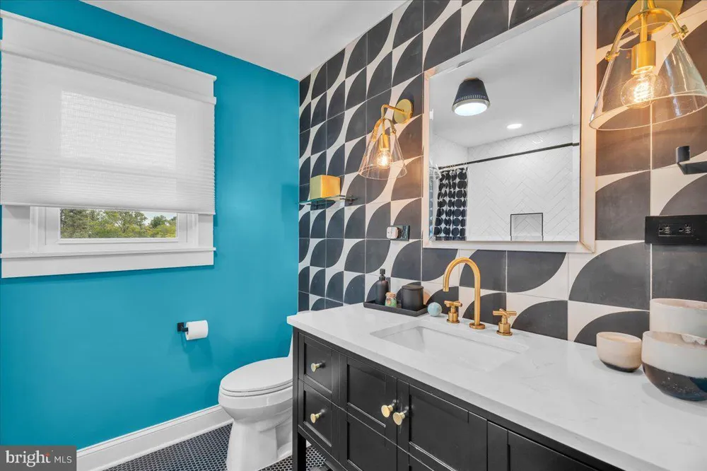 430 HIALEAH DRIVE Cherry Hill, NJ 08002