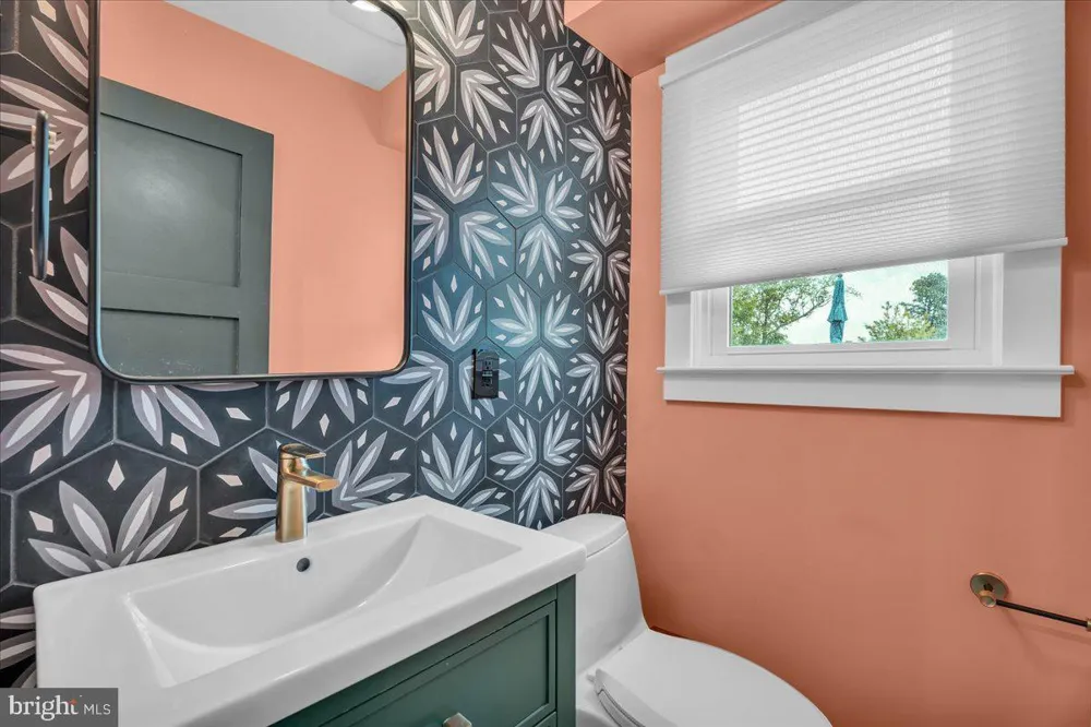 430 HIALEAH DRIVE Cherry Hill, NJ 08002