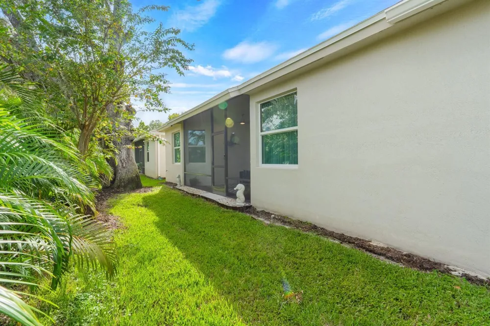 6151 Bella Rosa Lane Vero Beach, FL 32966