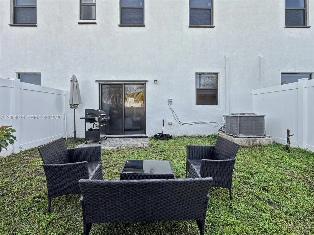20374 NW 4th Path Miami Gardens, FL 33169