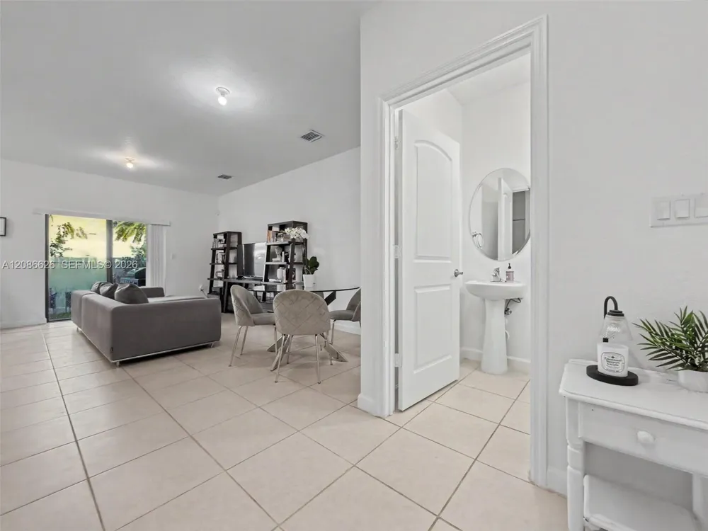 20374 NW 4th Path Miami Gardens, FL 33169