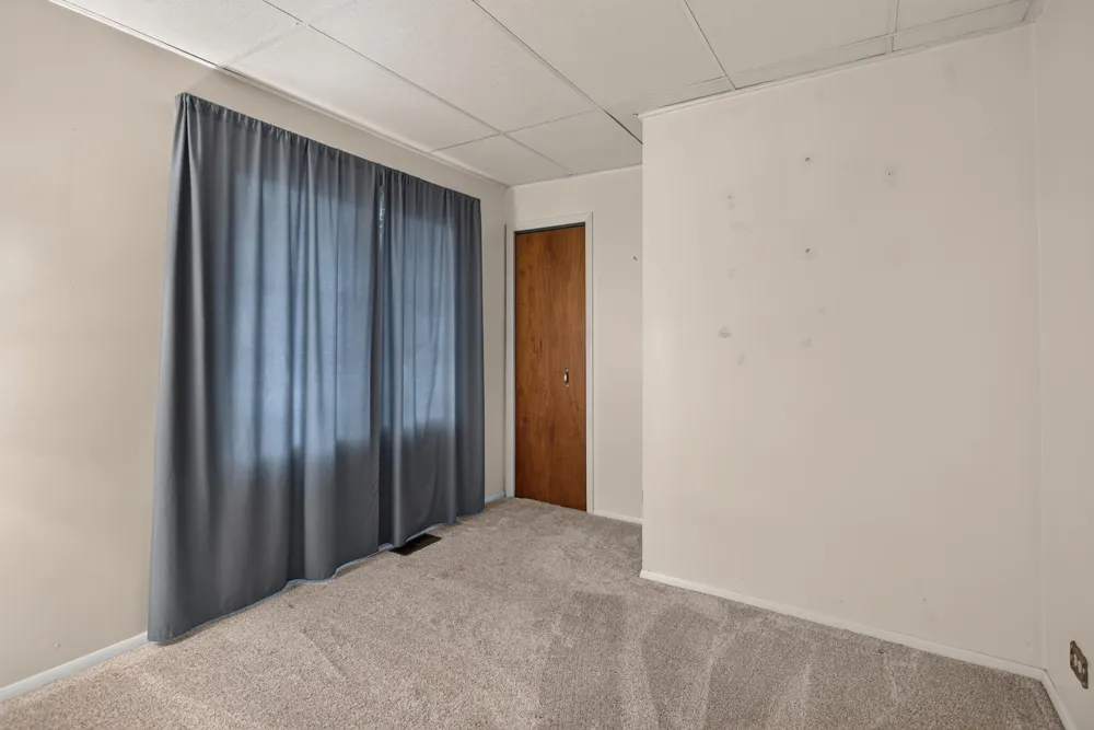 531 7th Street Michigan Center, MI 49254