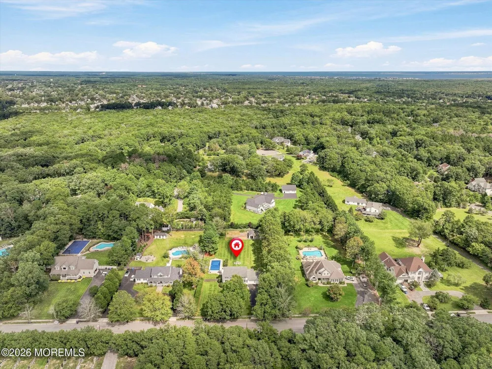 264 Beachview Avenue Manahawkin, NJ 08050