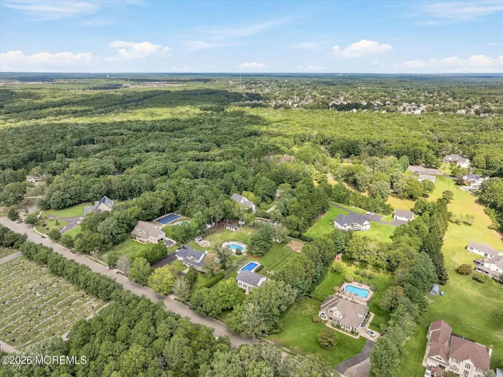 264 Beachview Avenue Manahawkin, NJ 08050