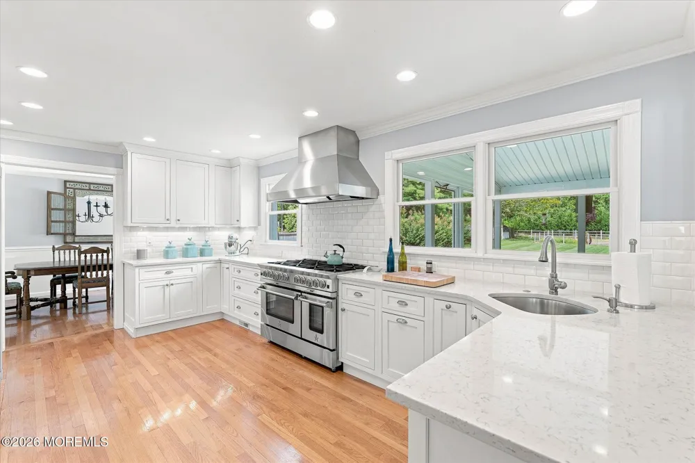 264 Beachview Avenue Manahawkin, NJ 08050