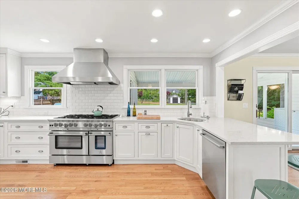 264 Beachview Avenue Manahawkin, NJ 08050