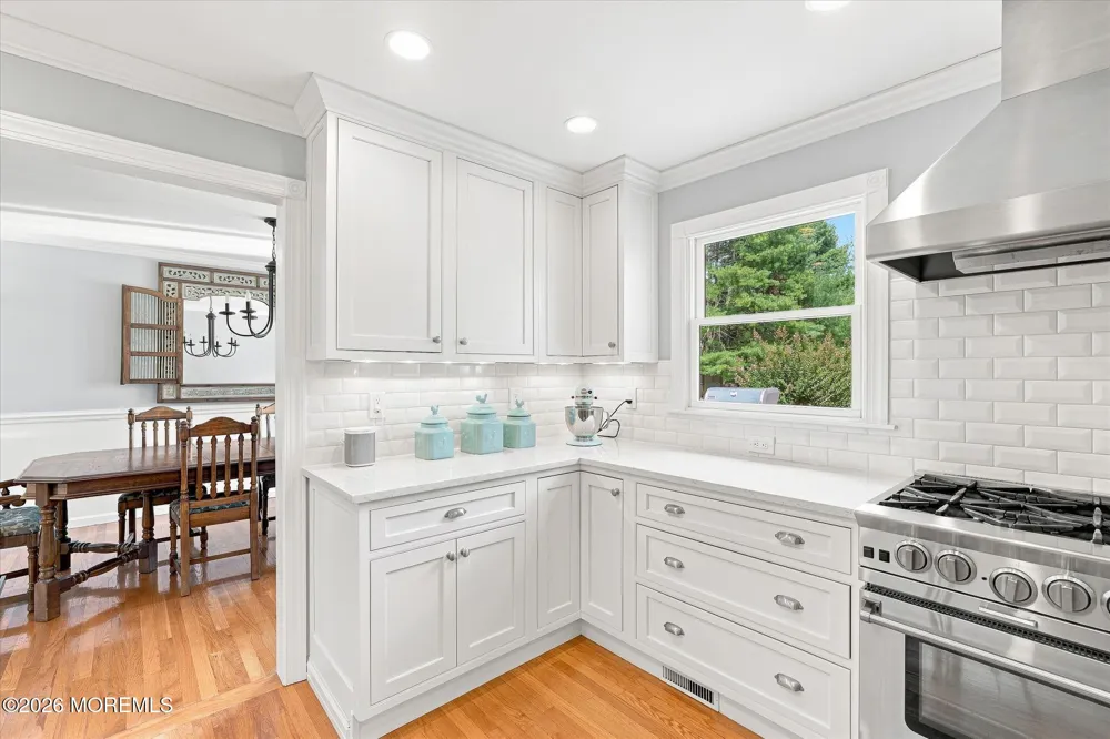 264 Beachview Avenue Manahawkin, NJ 08050