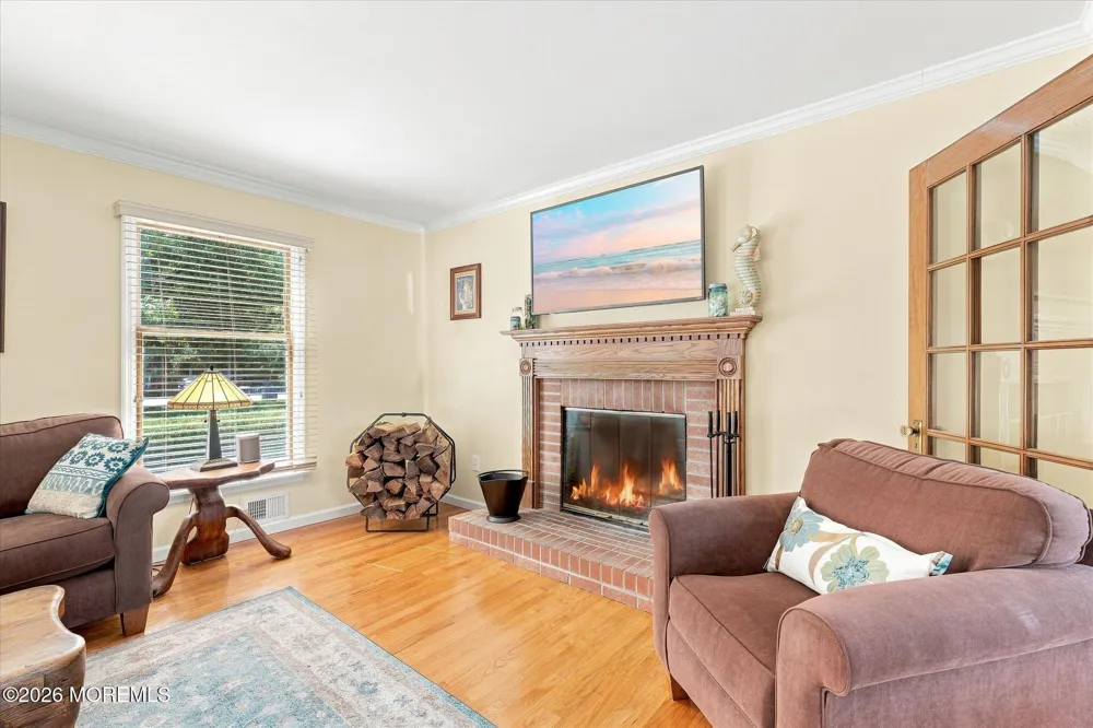 264 Beachview Avenue Manahawkin, NJ 08050