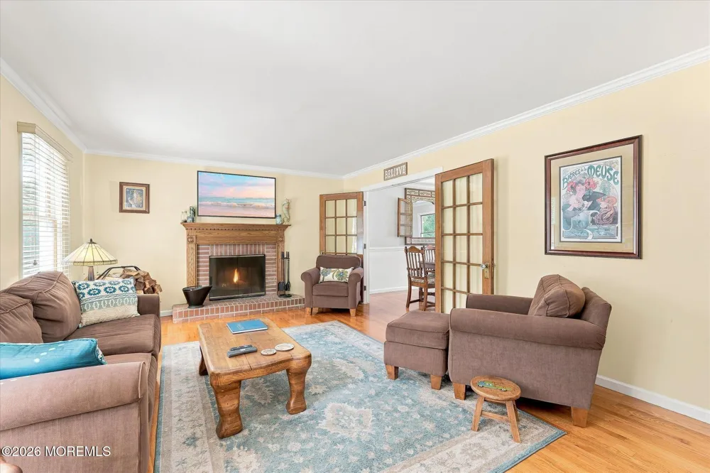 264 Beachview Avenue Manahawkin, NJ 08050