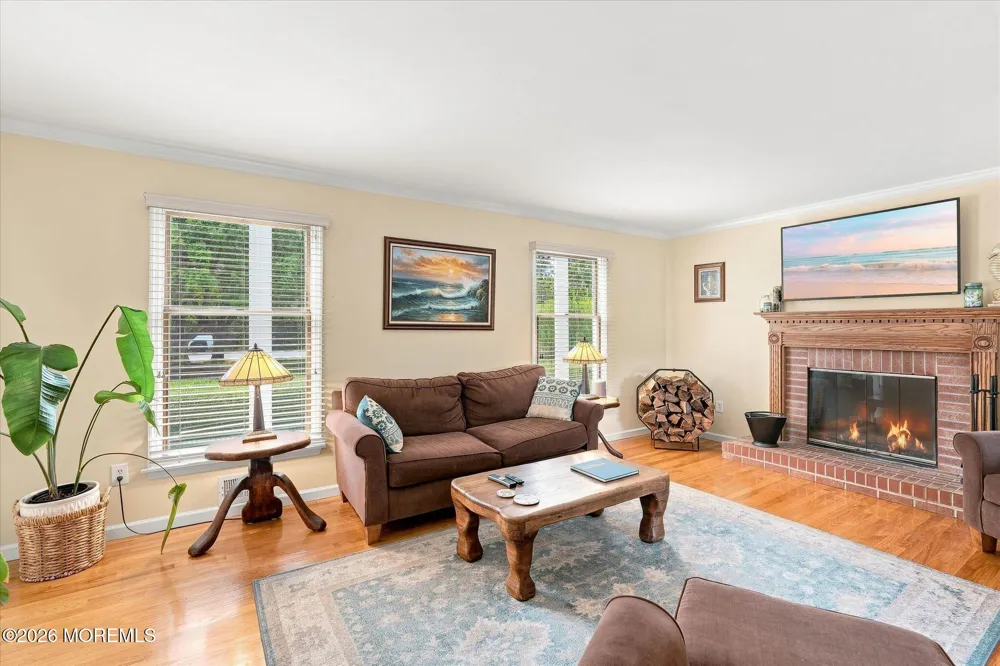 264 Beachview Avenue Manahawkin, NJ 08050