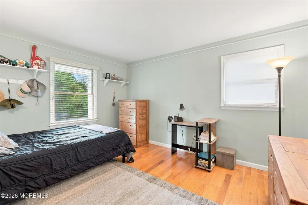 264 Beachview Avenue Manahawkin, NJ 08050