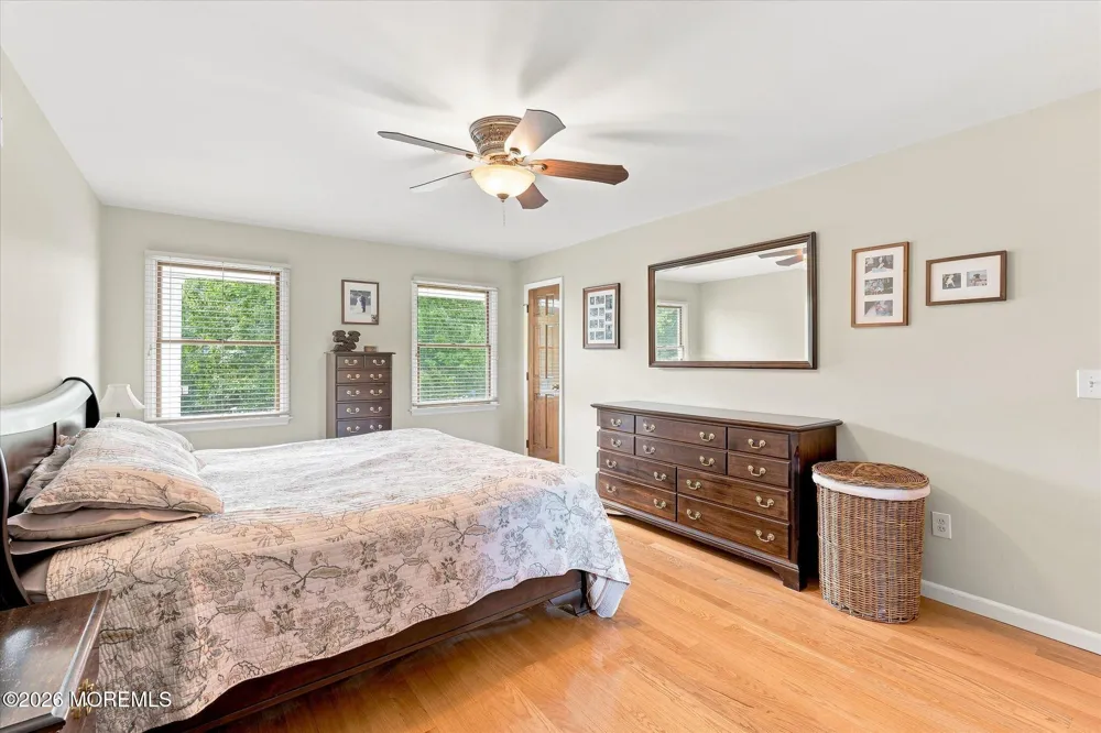 264 Beachview Avenue Manahawkin, NJ 08050