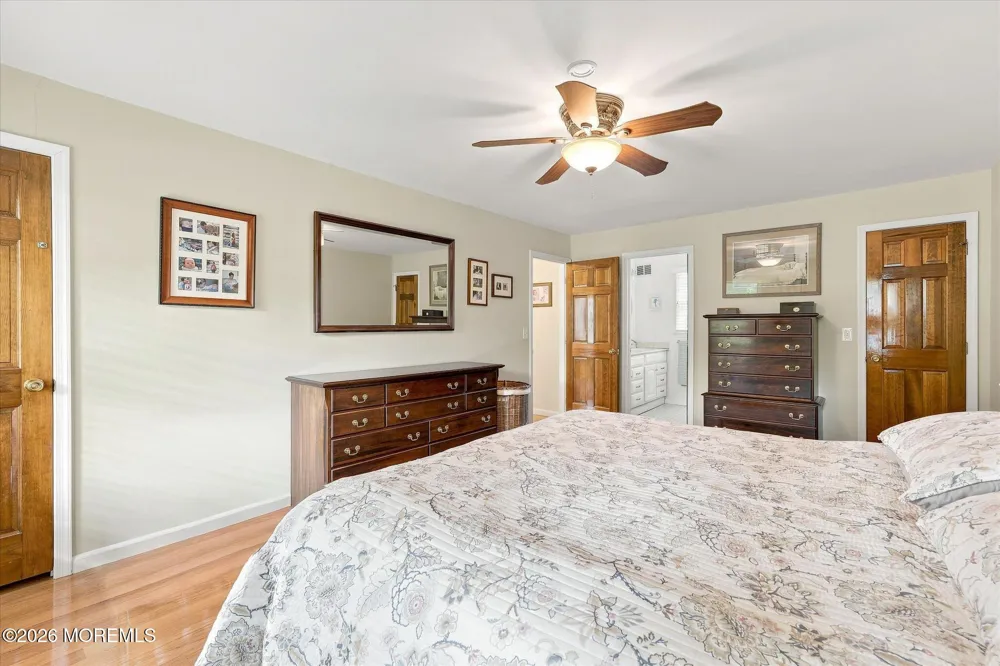 264 Beachview Avenue Manahawkin, NJ 08050