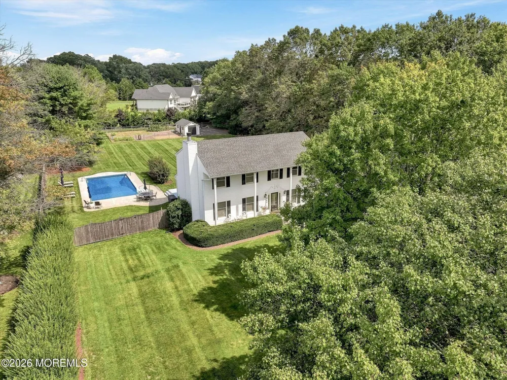 264 Beachview Avenue Manahawkin, NJ 08050