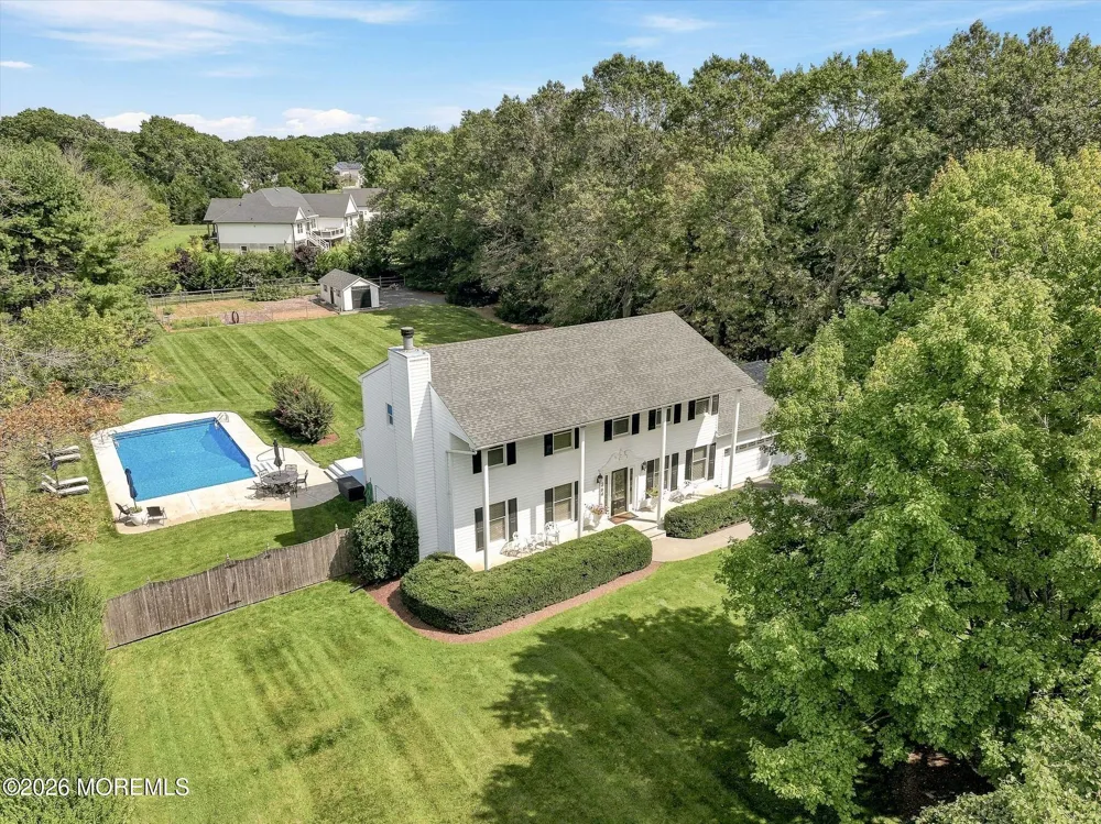 264 Beachview Avenue Manahawkin, NJ 08050