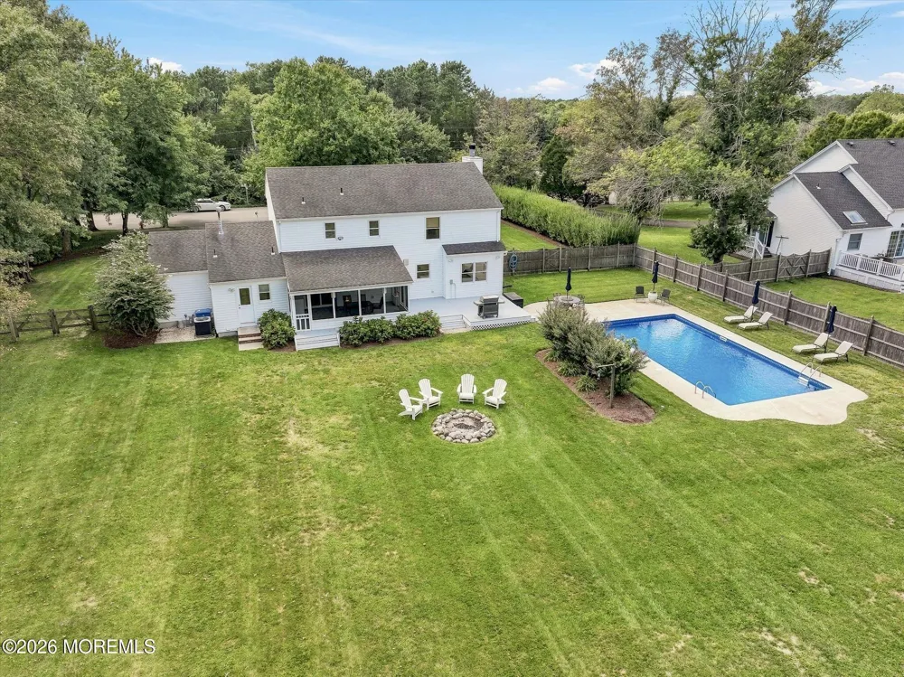 264 Beachview Avenue Manahawkin, NJ 08050