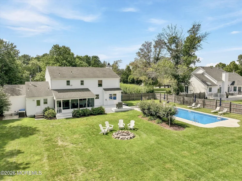 264 Beachview Avenue Manahawkin, NJ 08050