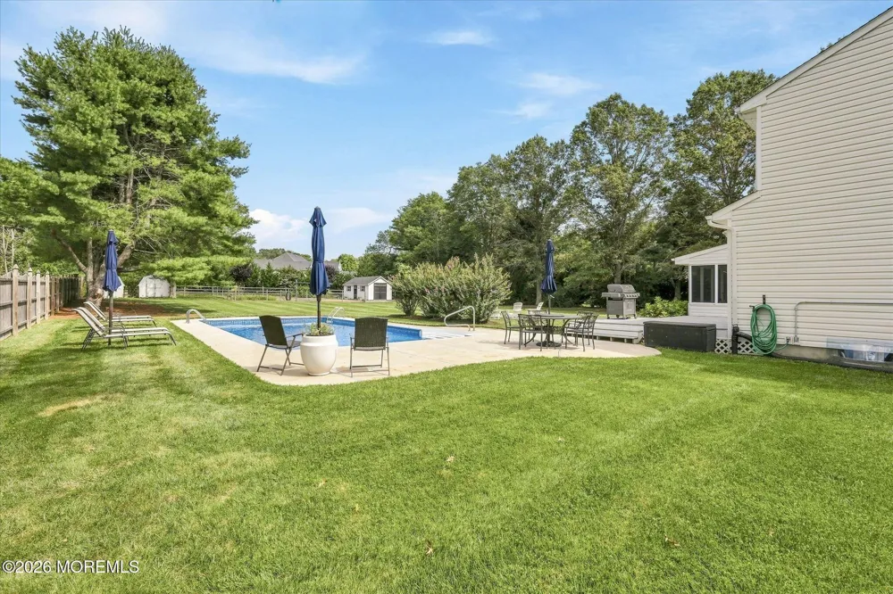 264 Beachview Avenue Manahawkin, NJ 08050