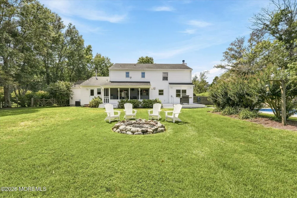 264 Beachview Avenue Manahawkin, NJ 08050