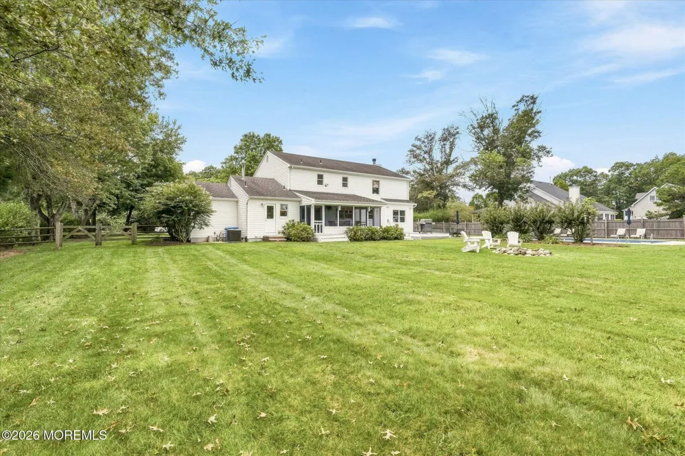 264 Beachview Avenue Manahawkin, NJ 08050
