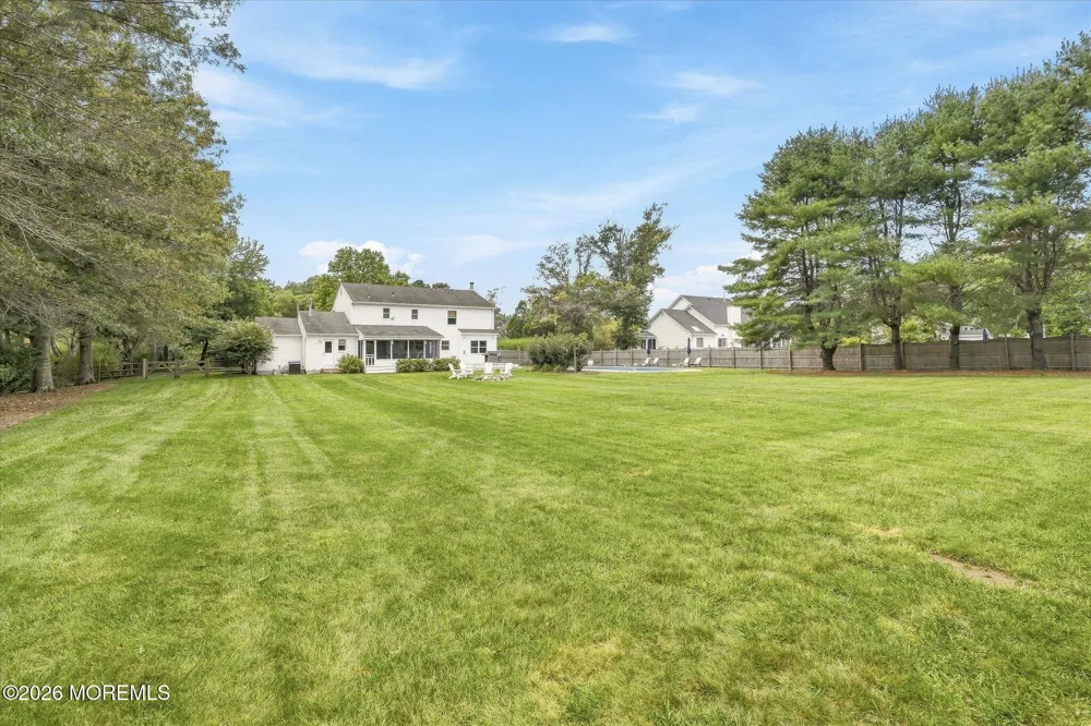 264 Beachview Avenue Manahawkin, NJ 08050