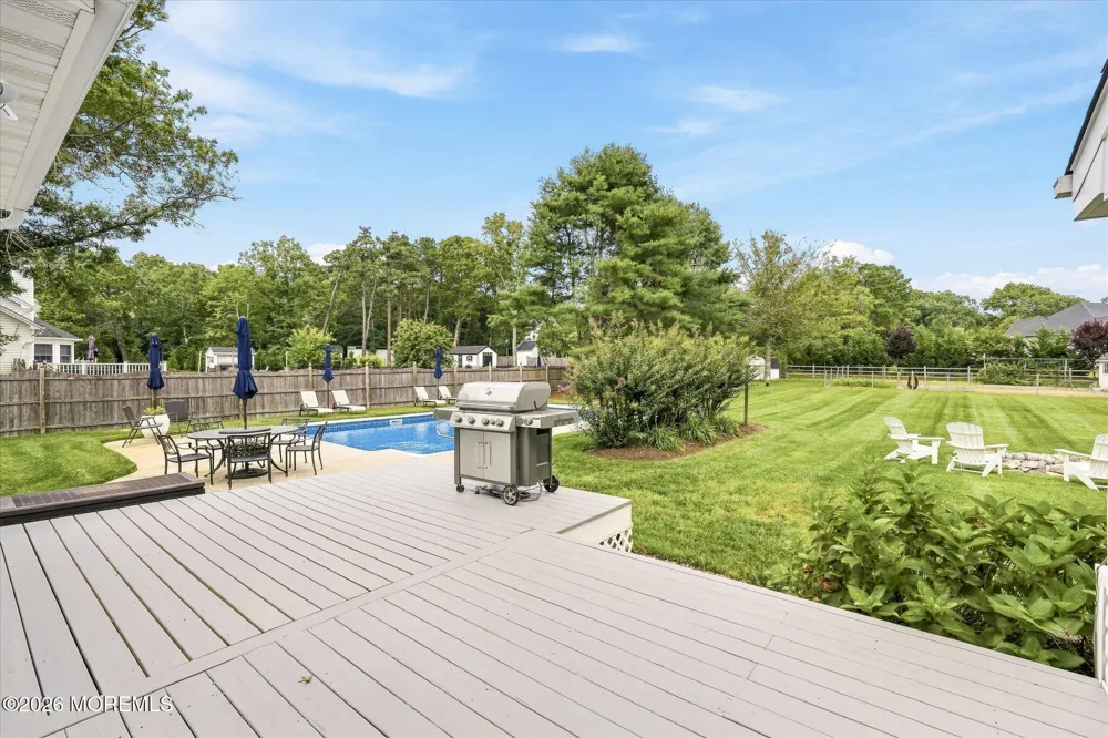 264 Beachview Avenue Manahawkin, NJ 08050