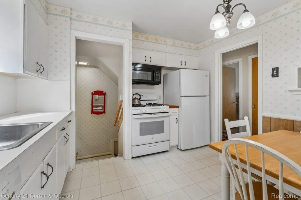 1723 Franklin Street Dearborn City, MI 48128