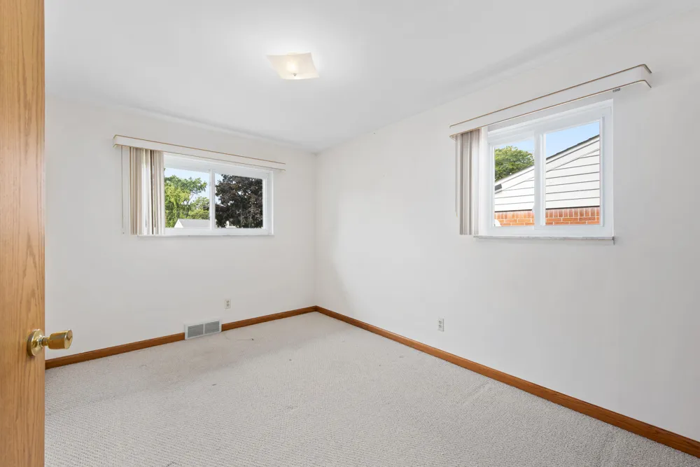 8921 Ardel Drive Sterling Heights City, MI 48314