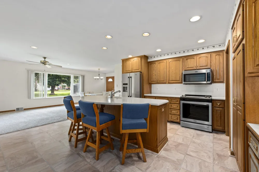 8921 Ardel Drive Sterling Heights City, MI 48314