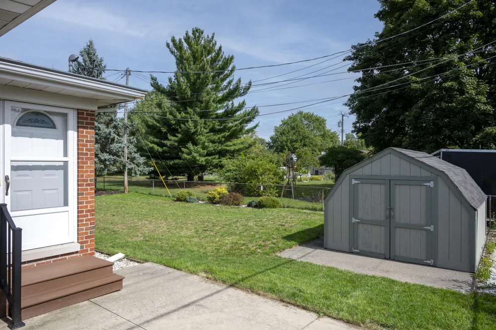 8921 Ardel Drive Sterling Heights City, MI 48314