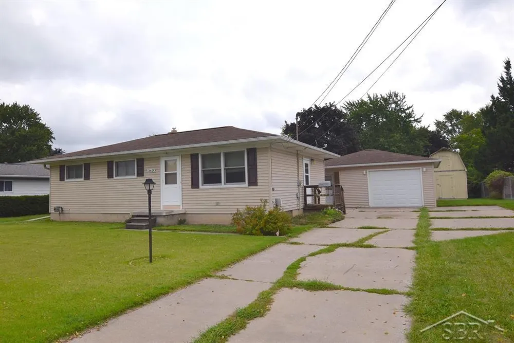 3420 Erwin Street Carrollton Township, MI 48604