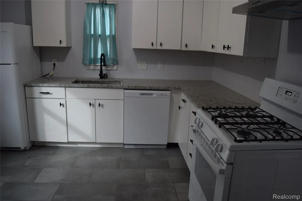 315 Voorheis Unit A Pontiac City, MI 48341