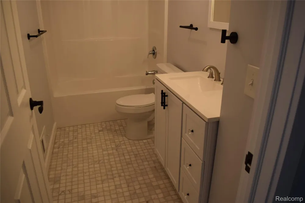 315 Voorheis Unit A Pontiac City, MI 48341
