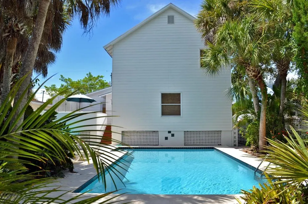 5157 SANDY BEACH AVENUE Sarasota, FL 34242