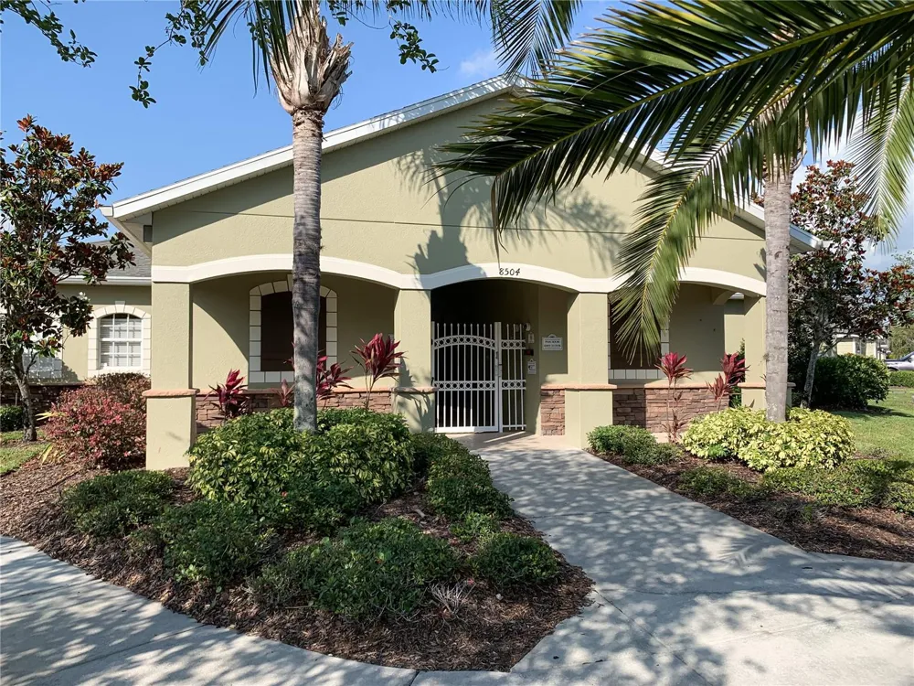 8604 FIDDLELEAF COURT Tampa, FL 33647
