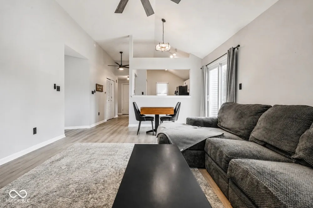 9516 Aberdare Drive Indianapolis, IN 46250