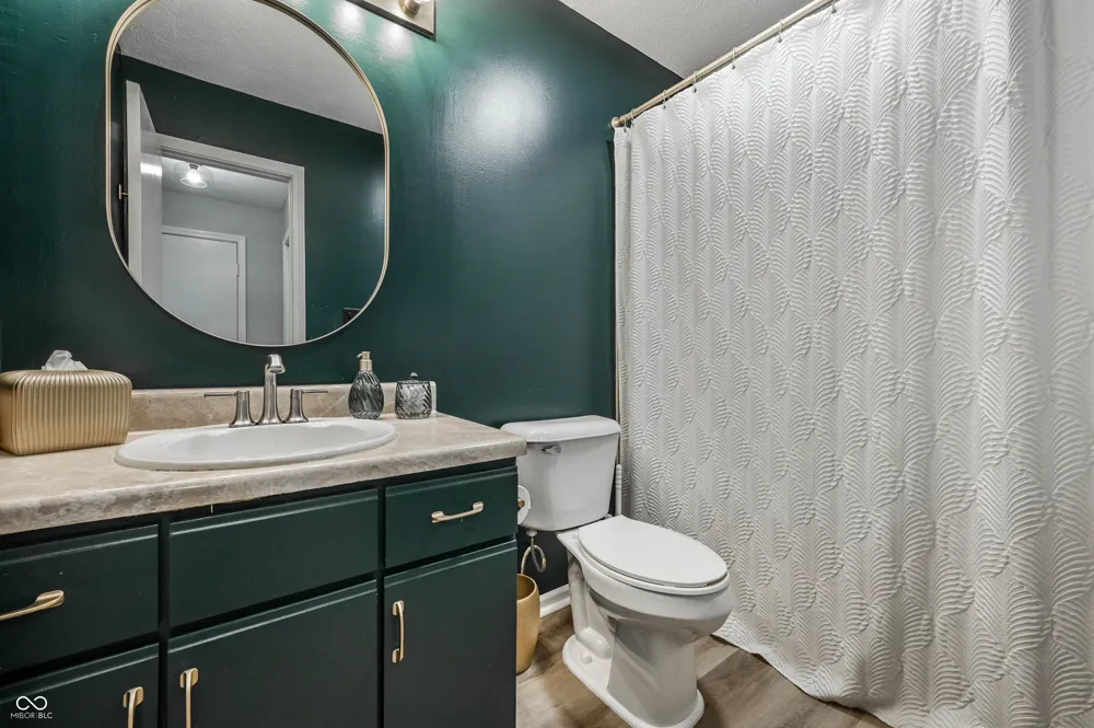 9516 Aberdare Drive Indianapolis, IN 46250
