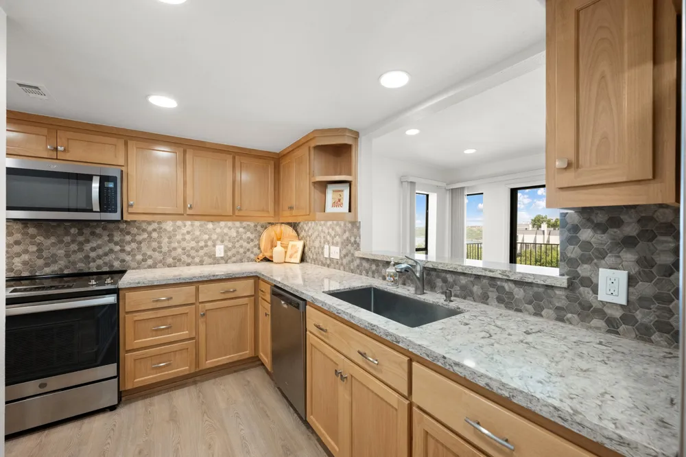 2918 Ranch Road 620 #B112 Austin, TX 78734