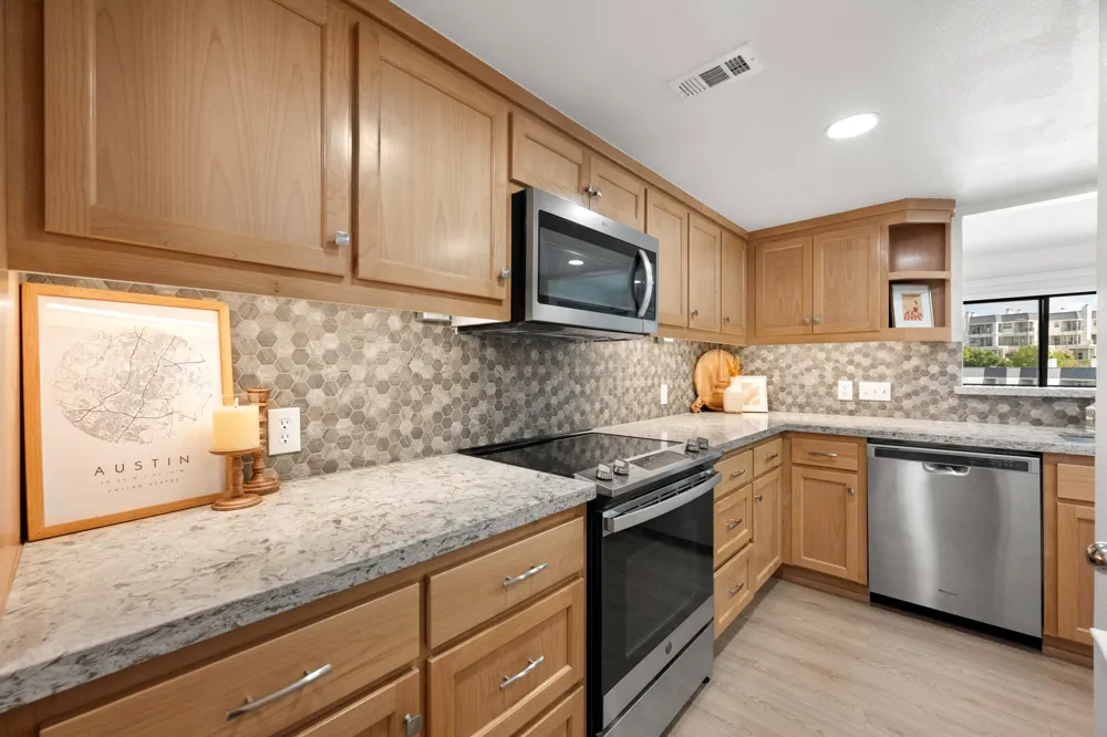 2918 Ranch Road 620 #B112 Austin, TX 78734
