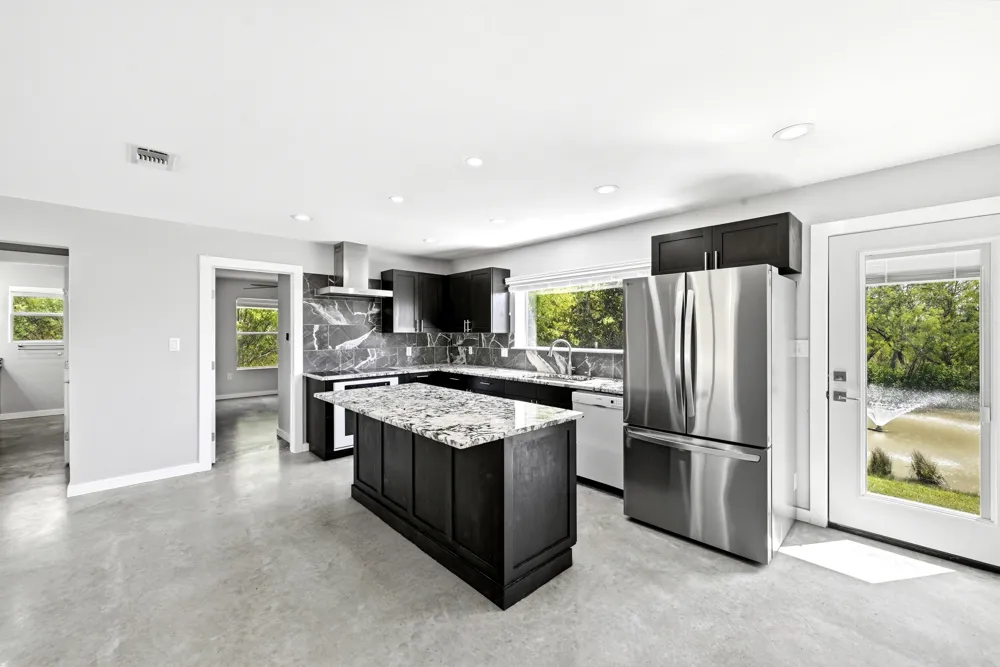 4001 Barth Road Lockhart, TX 78644