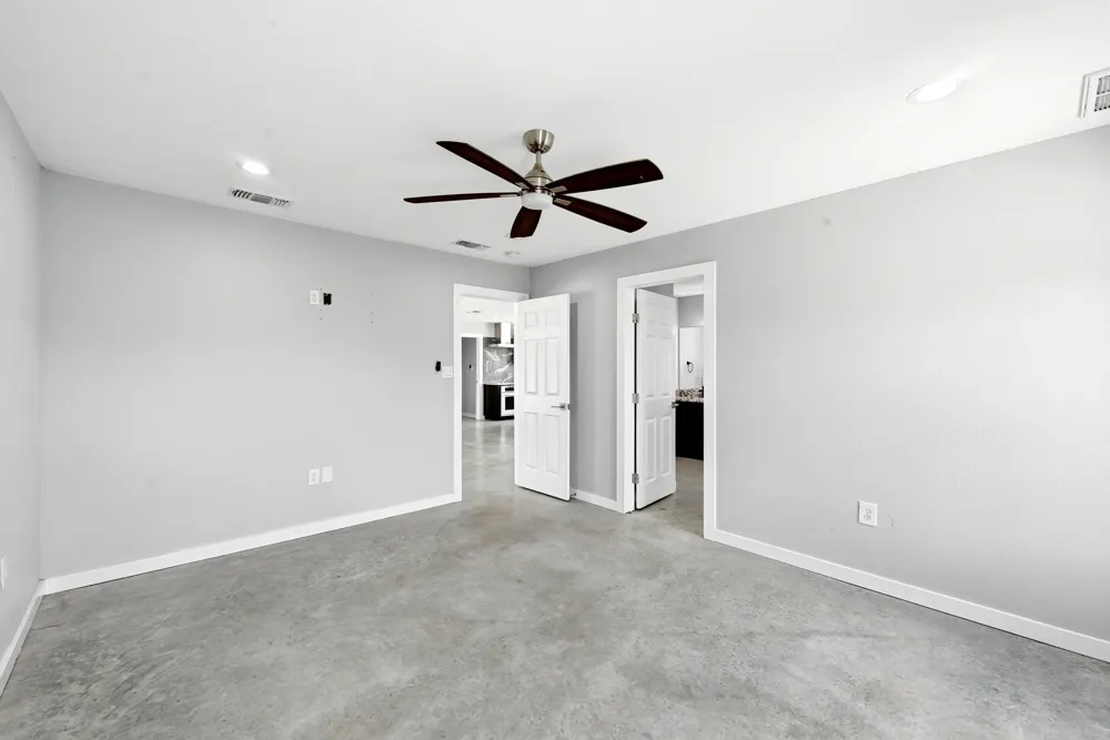 4001 Barth Road Lockhart, TX 78644
